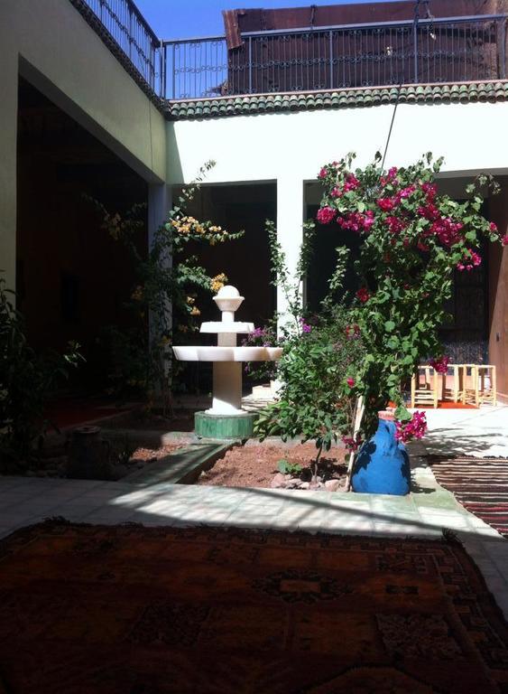 Riad La Maison Du Desert Oulad Driss Exterior foto