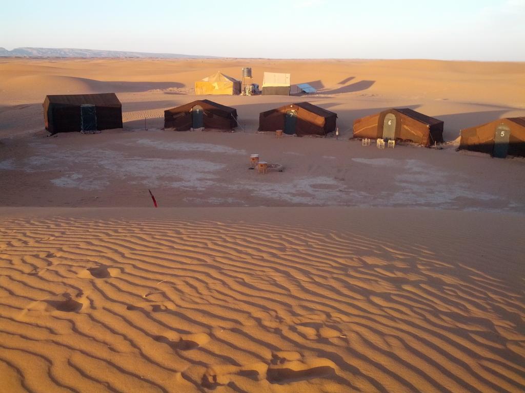 Riad La Maison Du Desert Oulad Driss Exterior foto